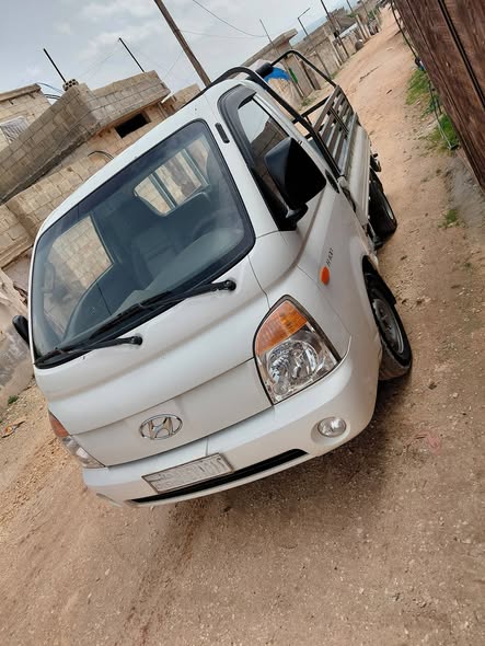 هيونداي H100 2010 - صورة 1