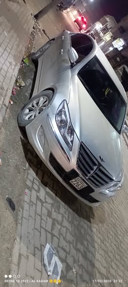 هونداي جينسس 2011 - صورة 1