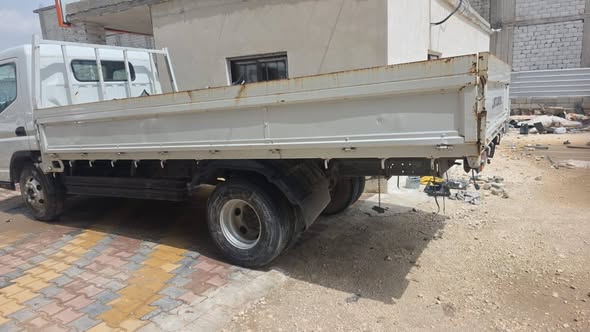 ميتسوبيشي كانتر 2006 - صورة 3