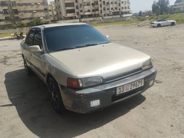 مازدا 323 1993 - صورة 2