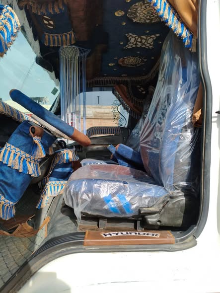 هيونداي HD78 2004 - صورة 3