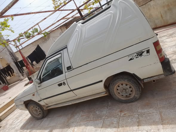 سكودا بيكاب 1994 - صورة 4