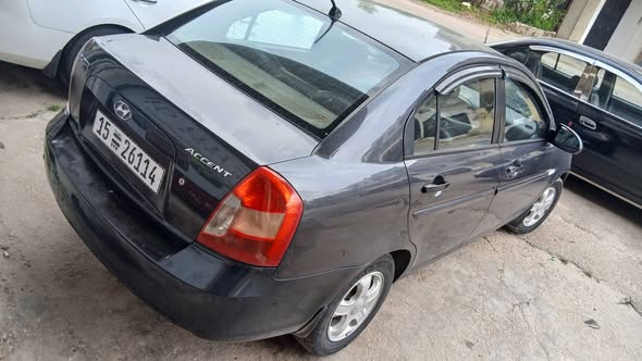 هيونداي أكسنت 2007 - صورة 2