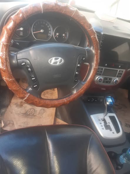 هيونداي سنتافي 2007 - صورة 2