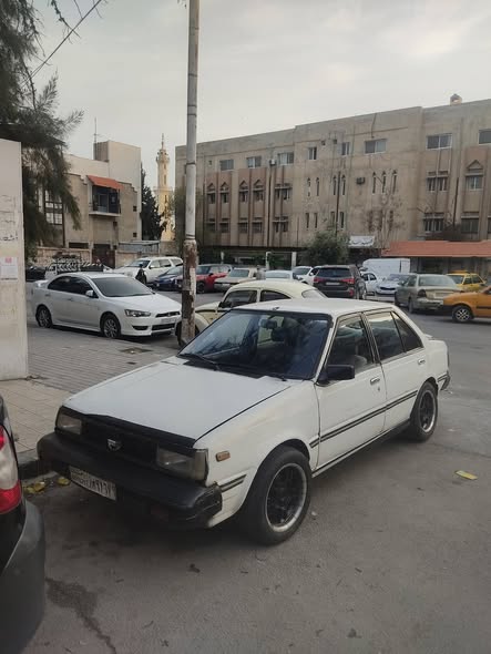 نيسان 1200 1983 - صورة 2