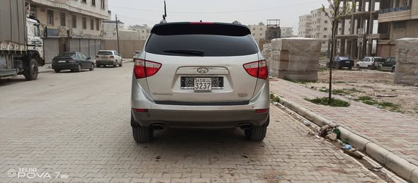 هونداي فير كروز 2011 - صورة 4