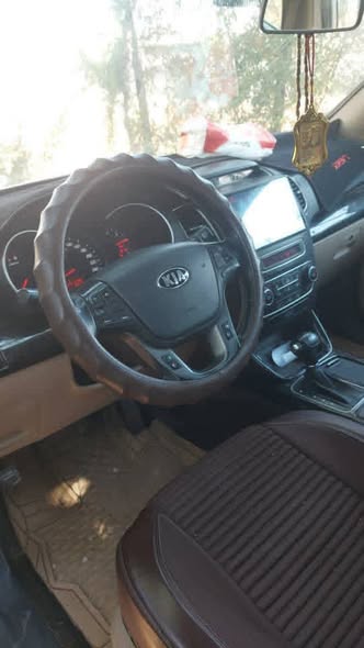 كيا سورينتو 2014 - صورة 2