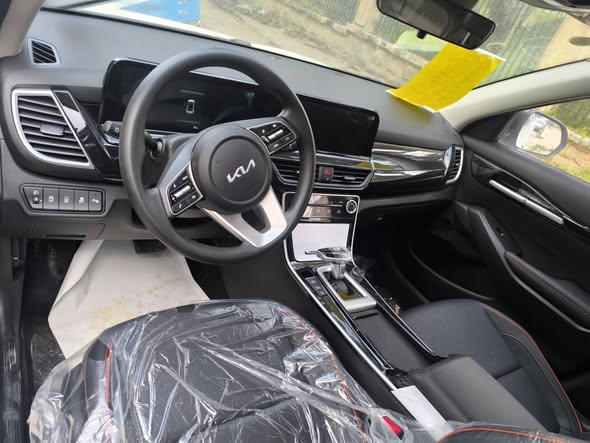 كيا سيلتوز 2025 - صورة 4