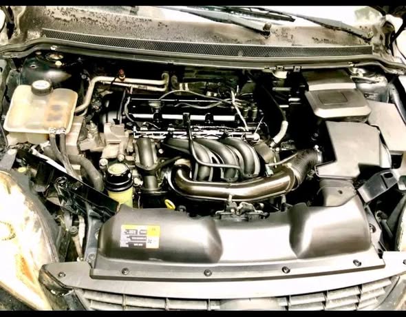 فورد فوكس 2008 - صورة 3