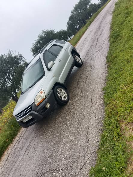 كيا سبورتاج 2006 - صورة 2