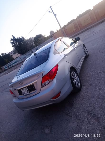 هيونداي أكسنت 2012 - صورة 2