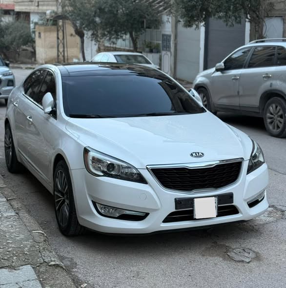 كيا كادينزا 2012 - صورة 2