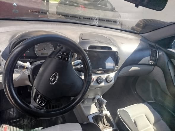 هيونداي افانتي 2008 - صورة 1