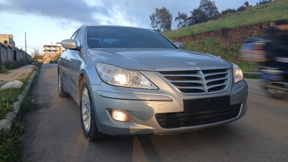 جينسيس جينسيس 2012 - صورة 2