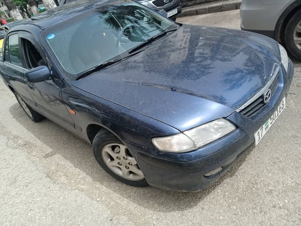 مازدا 323 2002 - صورة 4