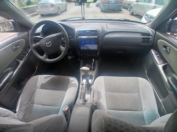 مازدا 323 2002 - صورة 5