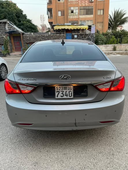 هونداي سوناتا 2012 - صورة 2
