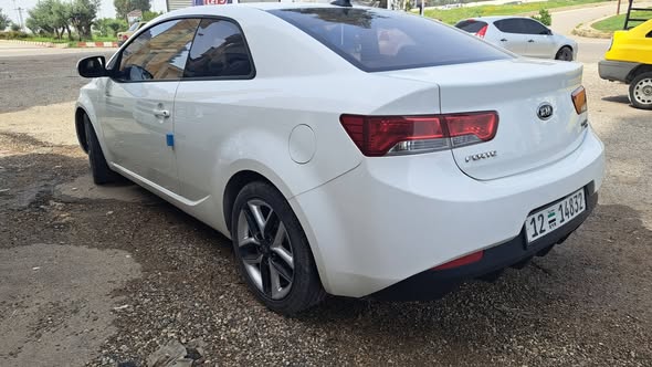 كيا فورتي 2012 - صورة 3