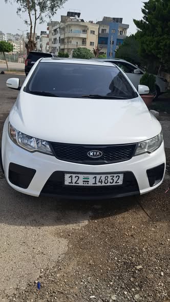 كيا فورتي 2012 - صورة 4