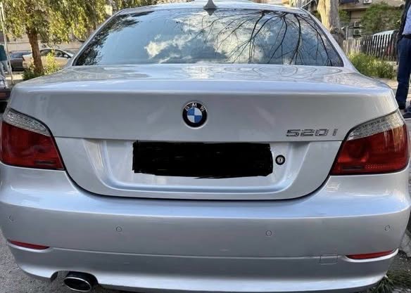 بي إم دبليو 520 2009 - صورة 2