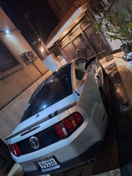 فورد موستنج 2011 - صورة 2