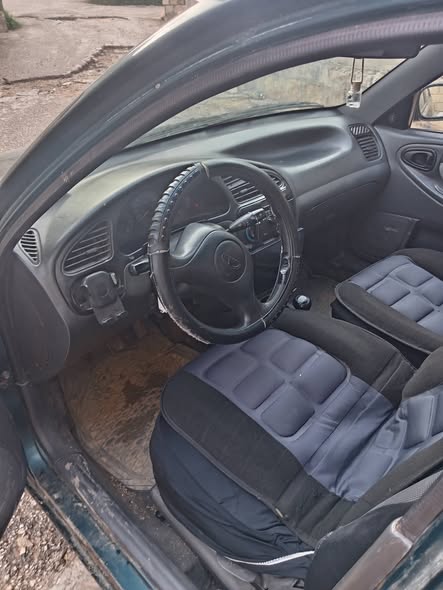 دايو لانوس 2001 - صورة 4