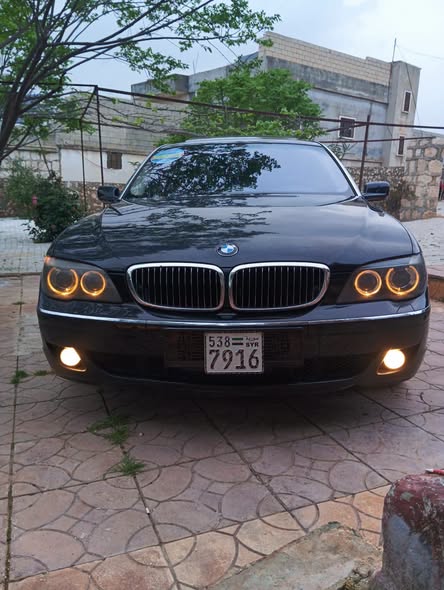 بي إم دبليو 750 2006 - صورة 2