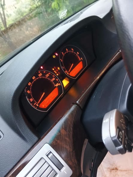 بي إم دبليو 750 2006 - صورة 5