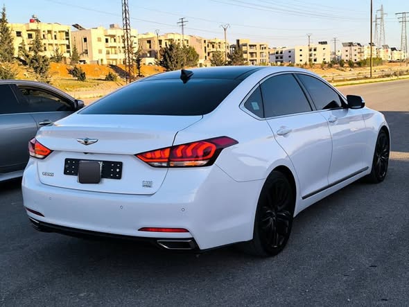 جينيسس G80 2016 - صورة 5