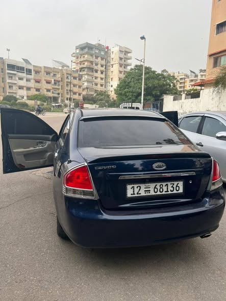 كيا سيراتو 2008 - صورة 2