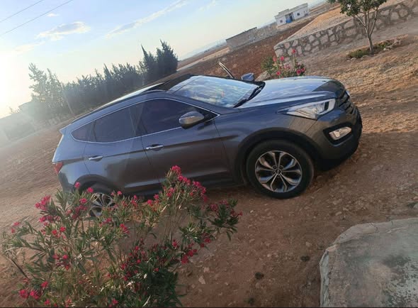 هونداي سنتافي 2013 - صورة 5