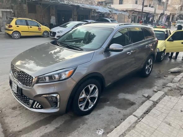 كيا فورتي 2009 - صورة 5