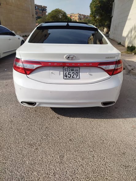 هيونداي ازيرا 2012 - صورة 4