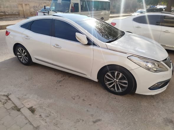 هيونداي ازيرا 2012 - صورة 5