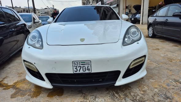 بورش باناميرا 2010 - صورة 4