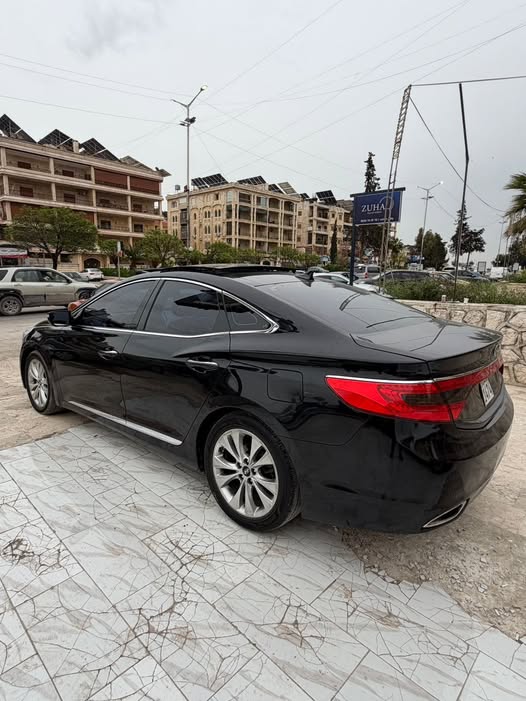 هيونداي أزيرا 2013