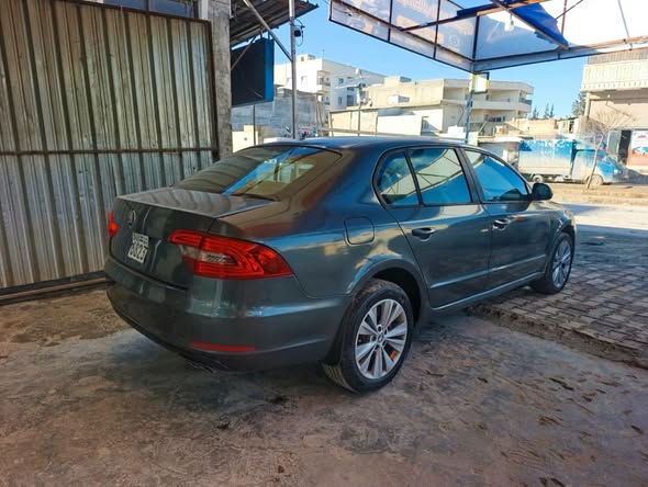 سكودا سوبيرب 2015 - صورة 3