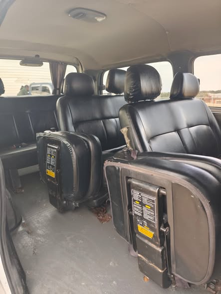 هيونداي ستاريكس 2005 - صورة 4