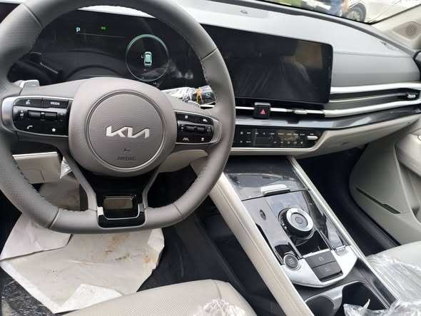 كيا سبورتاج 2025 - صورة 4