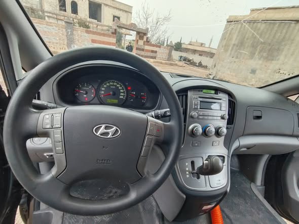 هيونداي H-1 2012 - صورة 2