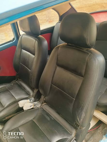 فولكس فاجن بيتل 1976 - صورة 3