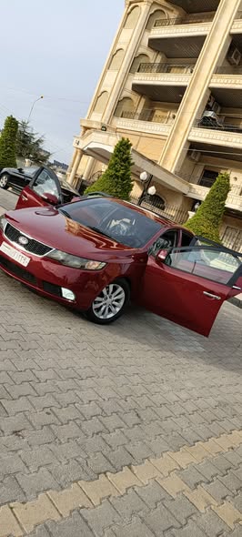 كيا سيراتو 2010 - صورة 2