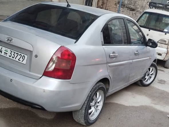 هيونداي فيرنا 2006 - صورة 2
