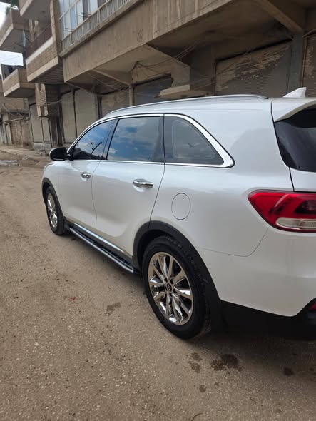 كيا سرنتو 2016 - صورة 3