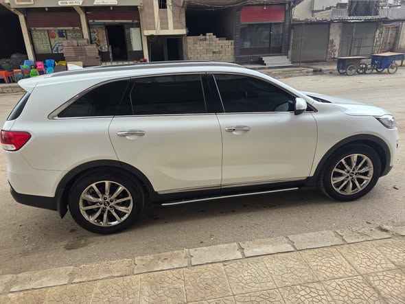 كيا سرنتو 2016 - صورة 4