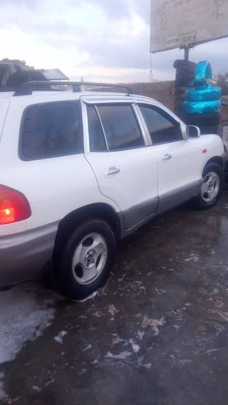 هيونداي سانتافي 2003 - صورة 1