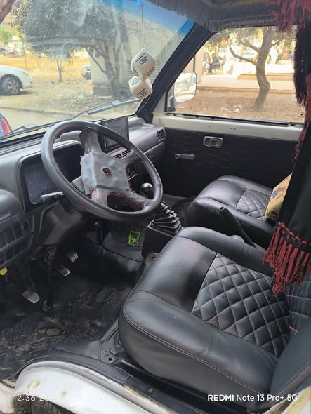 سوزوكي تار 1999 - صورة 4