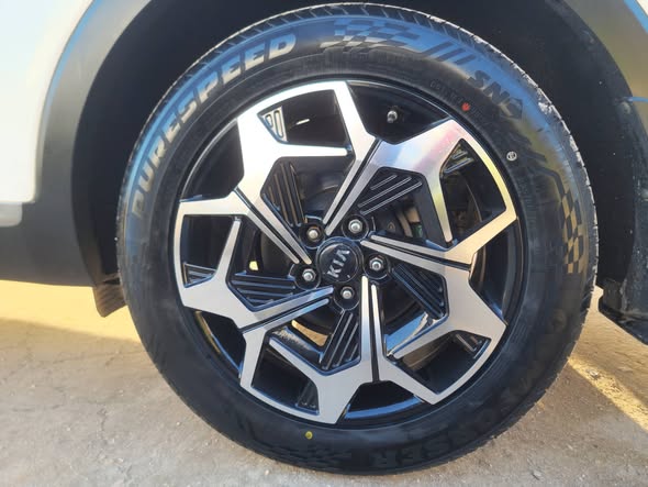 كيا سورينتو 2015 - صورة 5