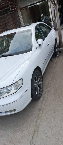 هيونداي ازيرا 2009 - صورة 3