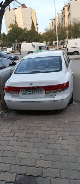 هيونداي ازيرا 2009 - صورة 4